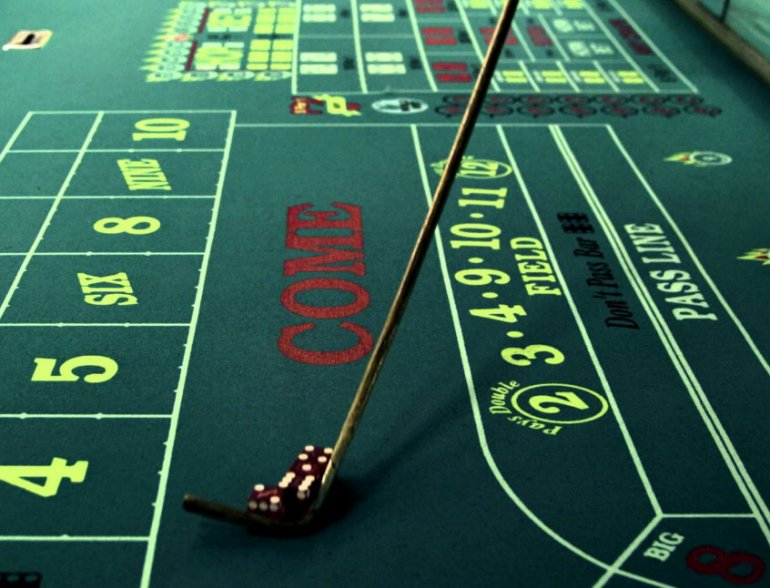 Mesa de dados en el casino