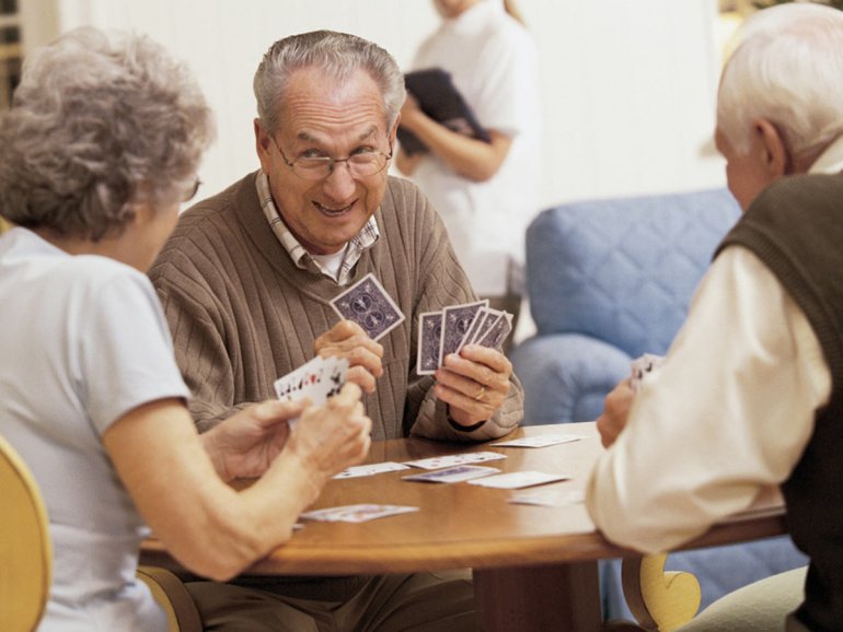 Ancianos Naipes